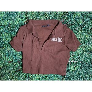 AC/DC Brown Cropped Collared V-Neck Short Sleeve Size Medium